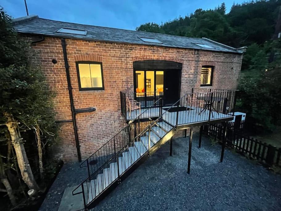 Tank Barn At Brook House, Nestled In The Welsh Hills, A Delightful Retreat Villa Welshpool Kültér fotó